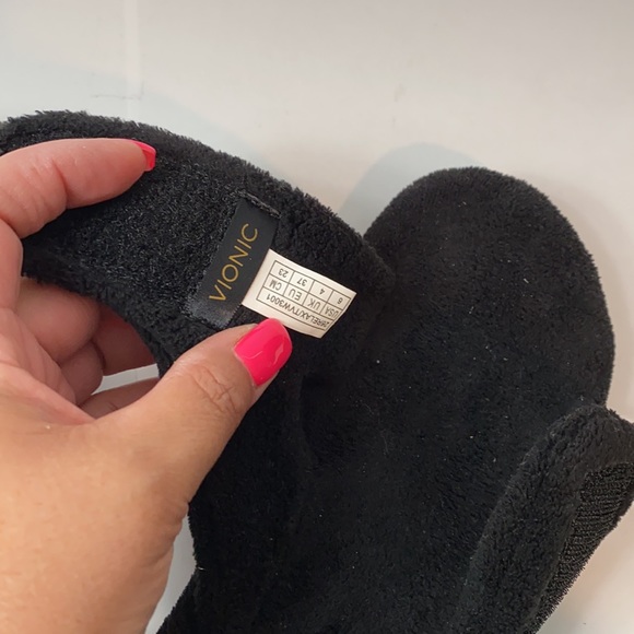 Vionic sandals size 6 color black - Picture 7 of 12